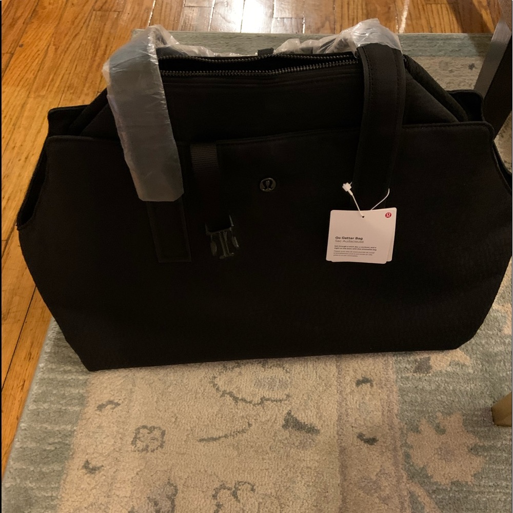 Lululemon Black Jaquard print Go Getter Tote 26L